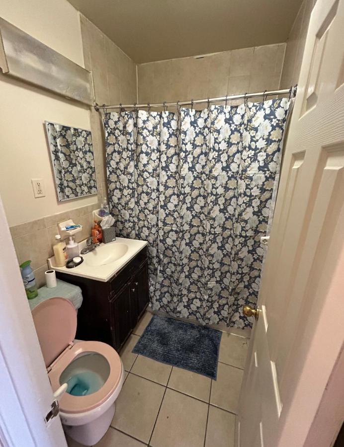 Lovely 2Bd 1Br Apt ニューヨーク エクステリア 写真